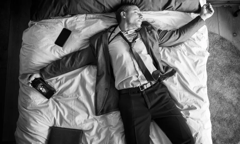 hombre negocios borracho durmiendose tan pronto como regreso casa 2
